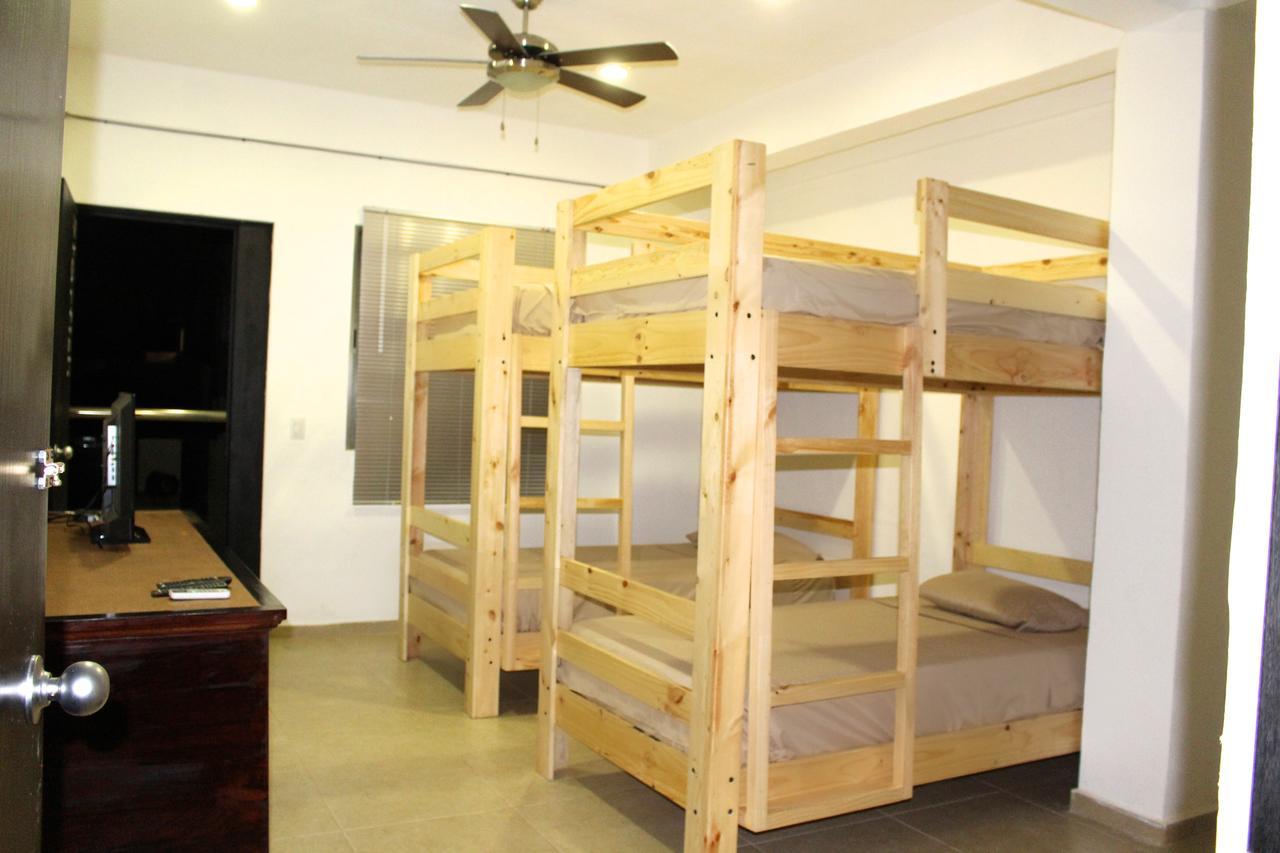The Mermaid Hostel Beach (Adults Only) Канкун Экстерьер фото