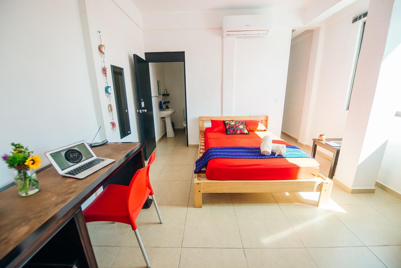 The Mermaid Hostel Beach (Adults Only) Канкун Экстерьер фото