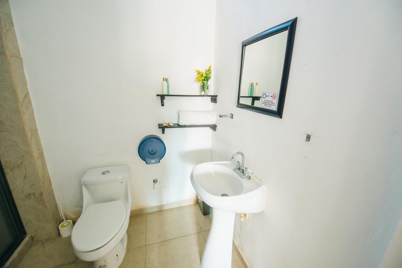 The Mermaid Hostel Beach (Adults Only) Канкун Экстерьер фото