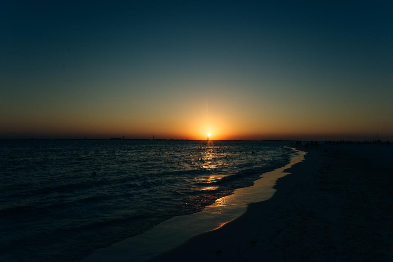 The Mermaid Hostel Beach (Adults Only) Канкун Экстерьер фото